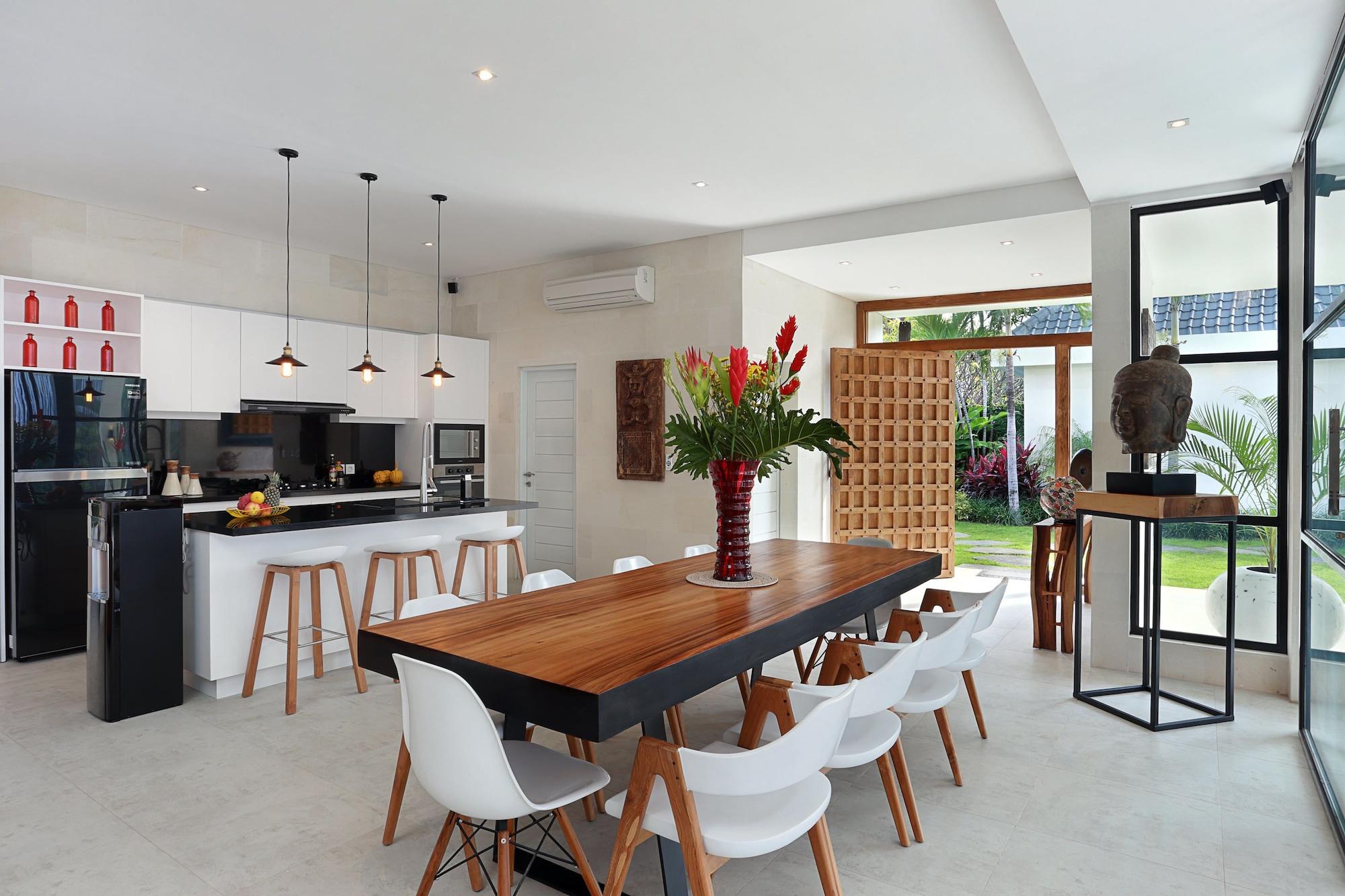 Seminyak White Design Villa Экстерьер фото