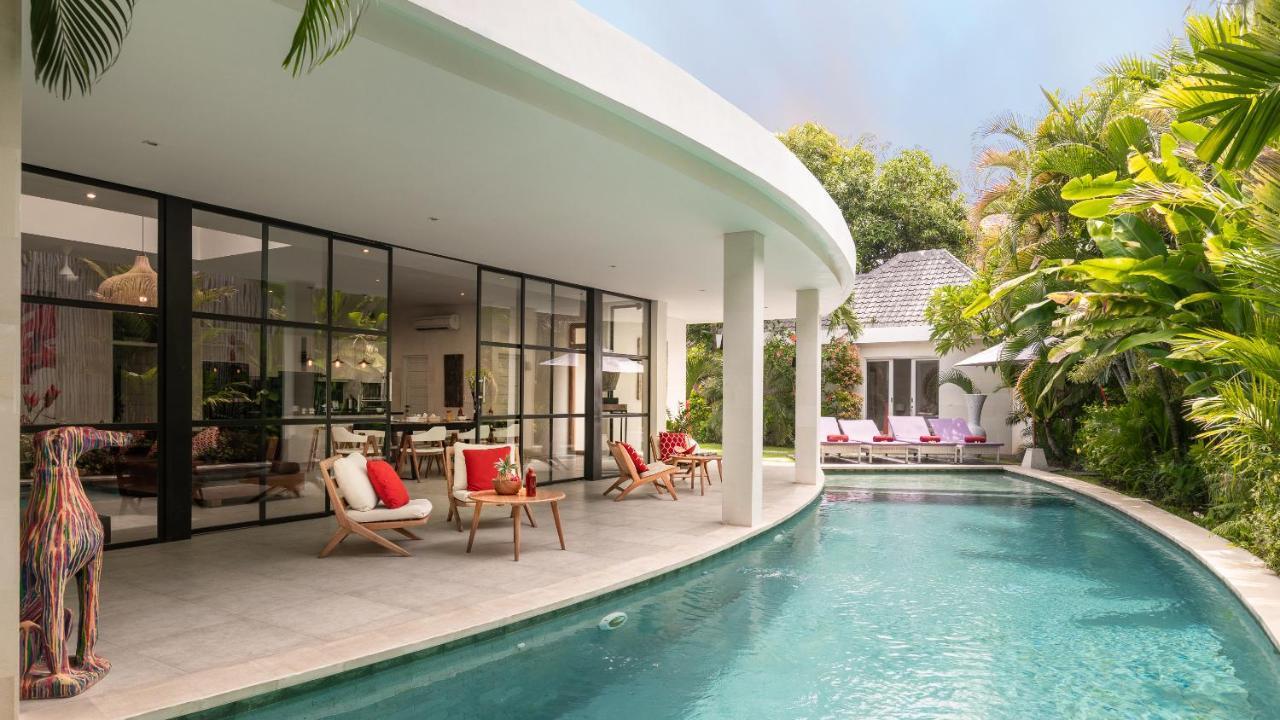 Seminyak White Design Villa Экстерьер фото