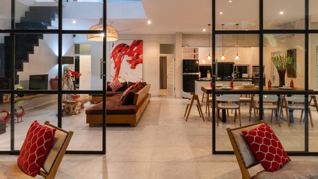 Seminyak White Design Villa Экстерьер фото